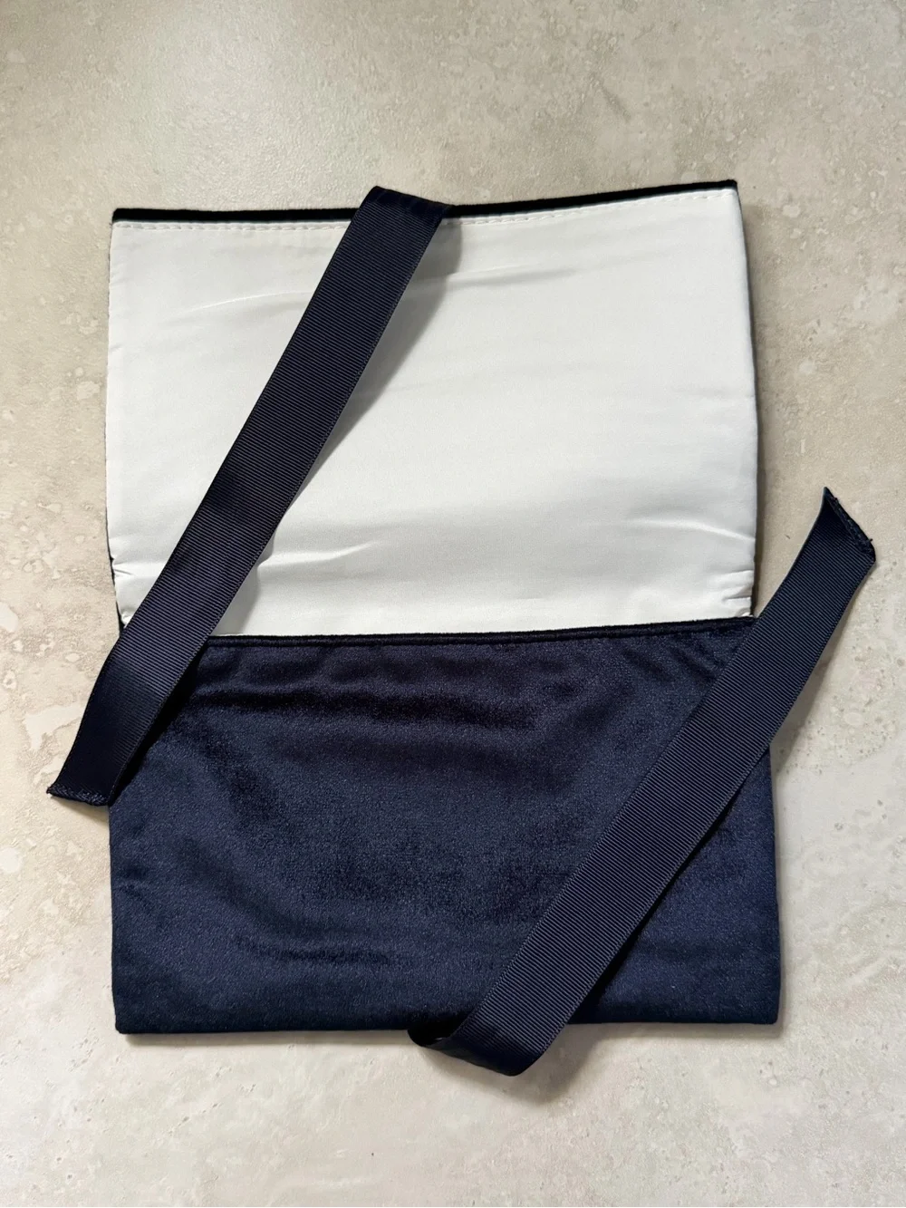 GUERLAIN Black Velvet Pouch with Aqua Allegoria Rosa Rossa Box